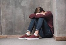 العلاج النفسي بالحوار يواجه الحزن وآلام الفقد العلاج النفسي بالحوار يواجه الحزن وآلام الفقد