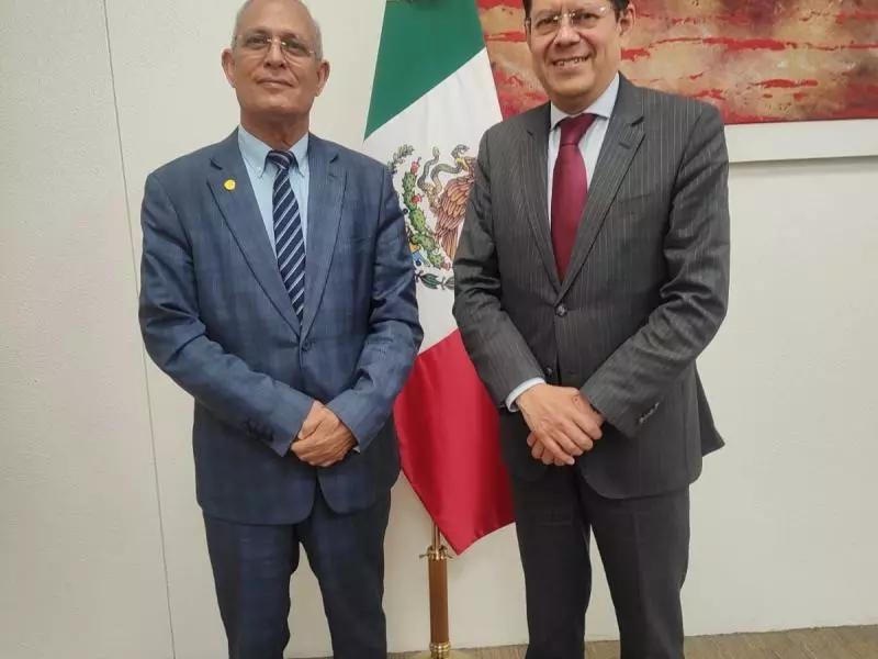 السفير الصحراوي بالمكسيك يستعرض مستجدات القضية السفير الصحراوي بالمكسيك يستعرض مستجدات القضية