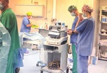 بعثة طبية إسبانية تبدأ عملها بالمركب الصحي البشير بعثة طبية إسبانية تبدأ عملها بالمركب الصحي البشير