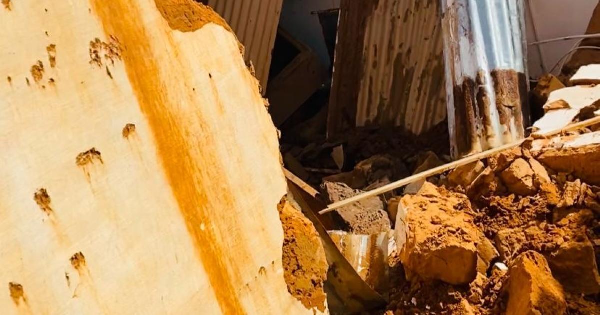 الهلال الأحمر الصحراوي يكشف أضرار فيضانات الداخلة الهلال الأحمر الصحراوي يكشف أضرار فيضانات الداخلة