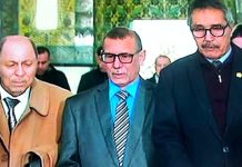 السفير الصحراوي يودع جثمان الرئيس زروال السفير الصحراوي يودع جثمان الرئيس زروال