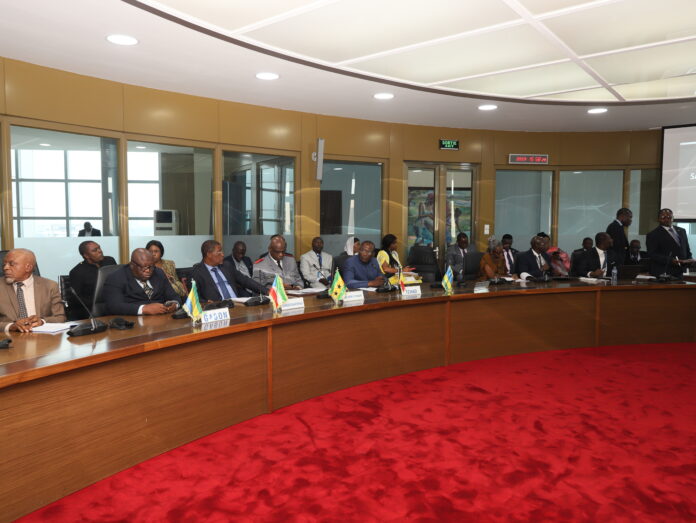 1ère Réunion du Comité de pilotage du Programme d’appui à la stratégie de sureté et sécurité maritimes en Afrique Centrale (PASSMAR) de la CEEAC. 1ère Réunion du Comité de pilotage du Programme d’appui à la stratégie de sureté et sécurité maritimes en Afrique Centrale (PASSMAR) de la CEEAC.