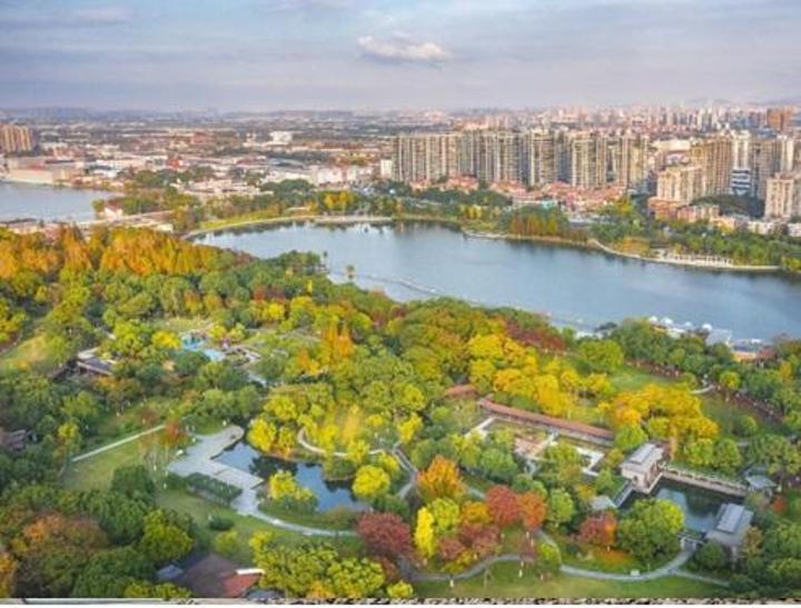 La Chine s’efforce de faire progresser l’écologie grâce à des technologies vertes et intelligentes La Chine s’efforce de faire progresser l’écologie grâce à des technologies vertes et intelligentes