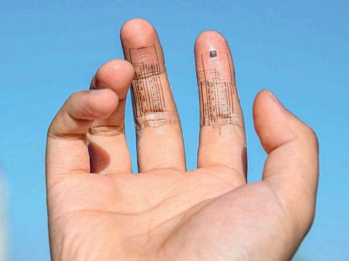 Une peau artificielle aussi sensible qu’une vraie Une peau artificielle aussi sensible qu’une vraie