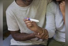 Déclin Rapide de la Fertilité Féminine et Ovaire Déclin Rapide de la Fertilité Féminine et Ovaire