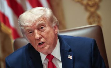 Les USA Pressent L’Europe D’Imposer des Restrictions Liées à L’Ebola Les USA Pressent L’Europe D’Imposer des Restrictions Liées à L’Ebola