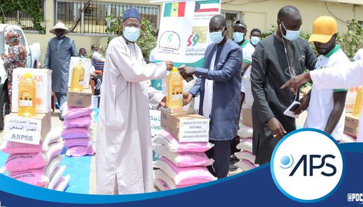 Des kits alimentaires de l’association pour l’expansion de la culture arabe à des personnes démunies Des kits alimentaires de l’association pour l’expansion de la culture arabe à des personnes démunies