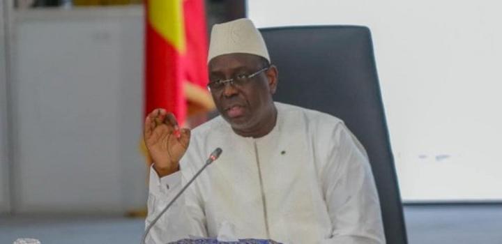 50 mille francs d'indemnité à près de 15 000 chefs de village : La coûteuse opération de séduction de Macky Sall 50 mille francs d'indemnité à près de 15 000 chefs de village : La coûteuse opération de séduction de Macky Sall