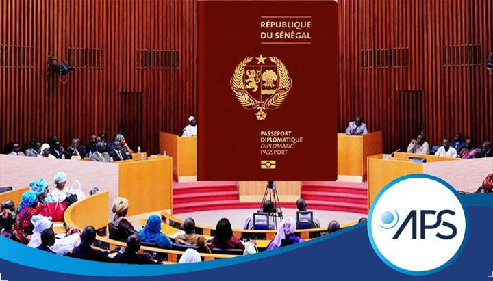 Passeports diplomatiques : examen des conclusions de la Commission ad hoc en plénière, mardi Passeports diplomatiques : examen des conclusions de la Commission ad hoc en plénière, mardi