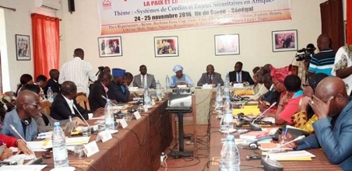 Symposium annuel 2021: Gorée Institute fait l’économie politique de la gouvernance démocratique et de la stabilité politique au Sahel Symposium annuel 2021: Gorée Institute fait l’économie politique de la gouvernance démocratique et de la stabilité politique au Sahel