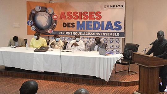 Démarrage à Dakar des assises des médias