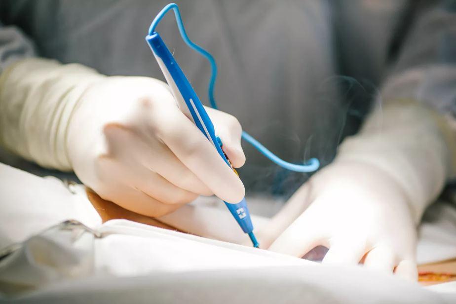 Ce virus pourrait se replier dans le cerveau d’un patient pendant des années puis réapparaître Ce virus pourrait se replier dans le cerveau d’un patient pendant des années puis réapparaître