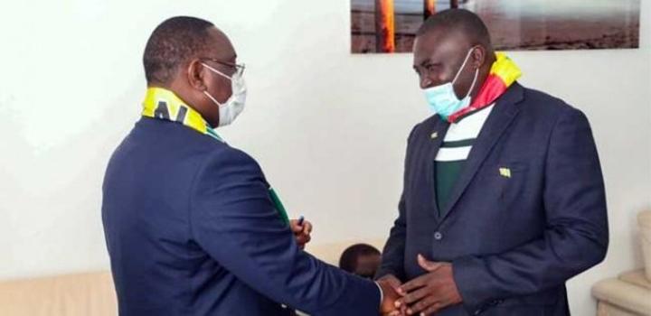 Bamba Fall se justifie : « C’est moi qui ai demandé à Macky Sall de me nommer ministre conseiller. C’est un républicain... » Bamba Fall se justifie : « C’est moi qui ai demandé à Macky Sall de me nommer ministre conseiller. C’est un républicain... »