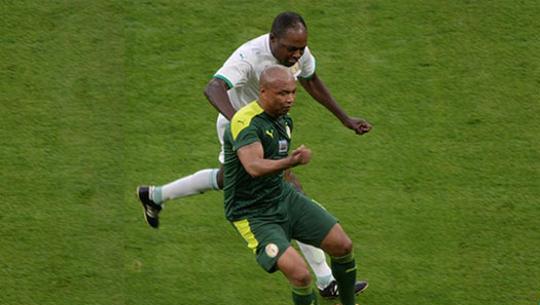 Match nul, 1-1, entre légendes sénégalaises et africaines Match nul, 1-1, entre légendes sénégalaises et africaines