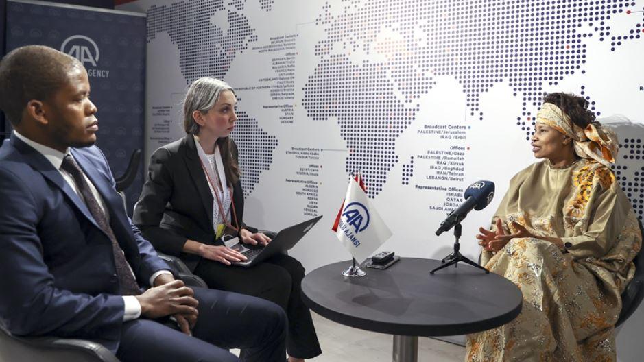 La MAE sénégalaise, Sall : La MAE sénégalaise, Sall :