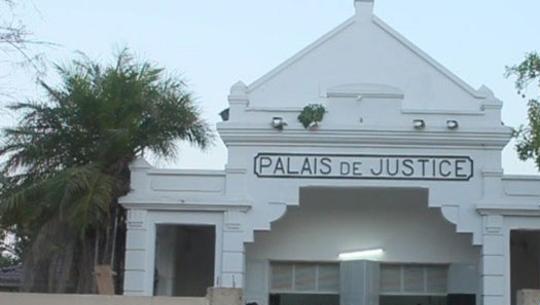 Procès de la tuerie de Boffa Bayotte : la défense plaide un ‘’verdict d’apaisement’’ pour la Casamance Procès de la tuerie de Boffa Bayotte : la défense plaide un ‘’verdict d’apaisement’’ pour la Casamance
