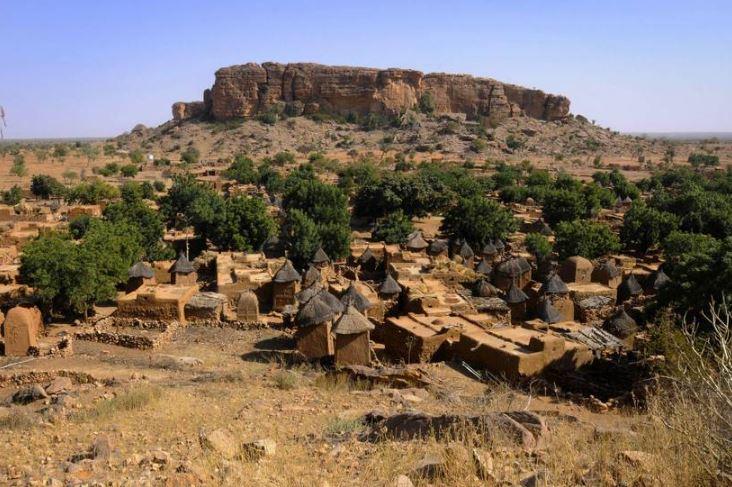 Insécurité au centre du Mali : La route du poisson désormais interdite à la circulation de 16 heures à 8 heures Insécurité au centre du Mali : La route du poisson désormais interdite à la circulation de 16 heures à 8 heures