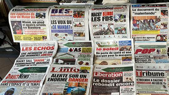 Les quotidiens commentent l’incendie de l’hôpital Mame-Abdoul-Aziz-Sy et la visite de Serigne Mountakha Mbacké à Dakar Les quotidiens commentent l’incendie de l’hôpital Mame-Abdoul-Aziz-Sy et la visite de Serigne Mountakha Mbacké à Dakar