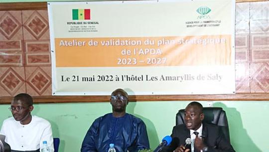 L’Artisanat, devenu la solution dans la lutte contre la pauvreté et la promotion du consommer local (DG APDA) L’Artisanat, devenu la solution dans la lutte contre la pauvreté et la promotion du consommer local (DG APDA)