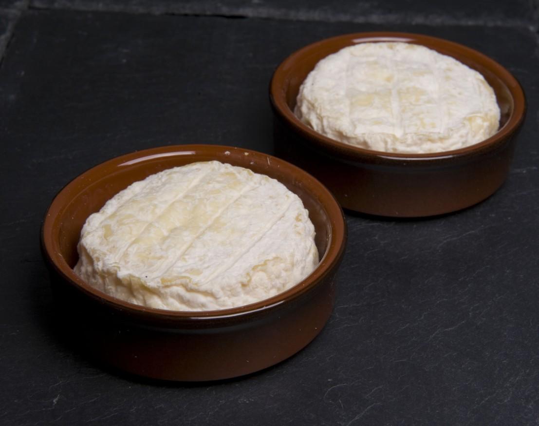 Le Saint-Marcellin IGP, fromage crémeux du Dauphiné Le Saint-Marcellin IGP, fromage crémeux du Dauphiné