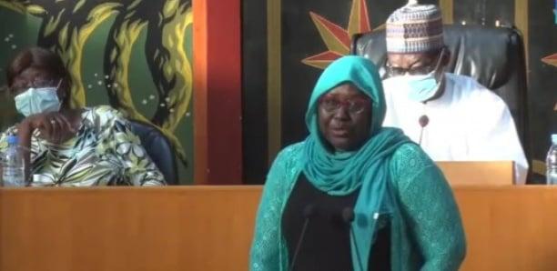 Adji Mbergane Kanouté et les tournées du président Sall : Adji Mbergane Kanouté et les tournées du président Sall :