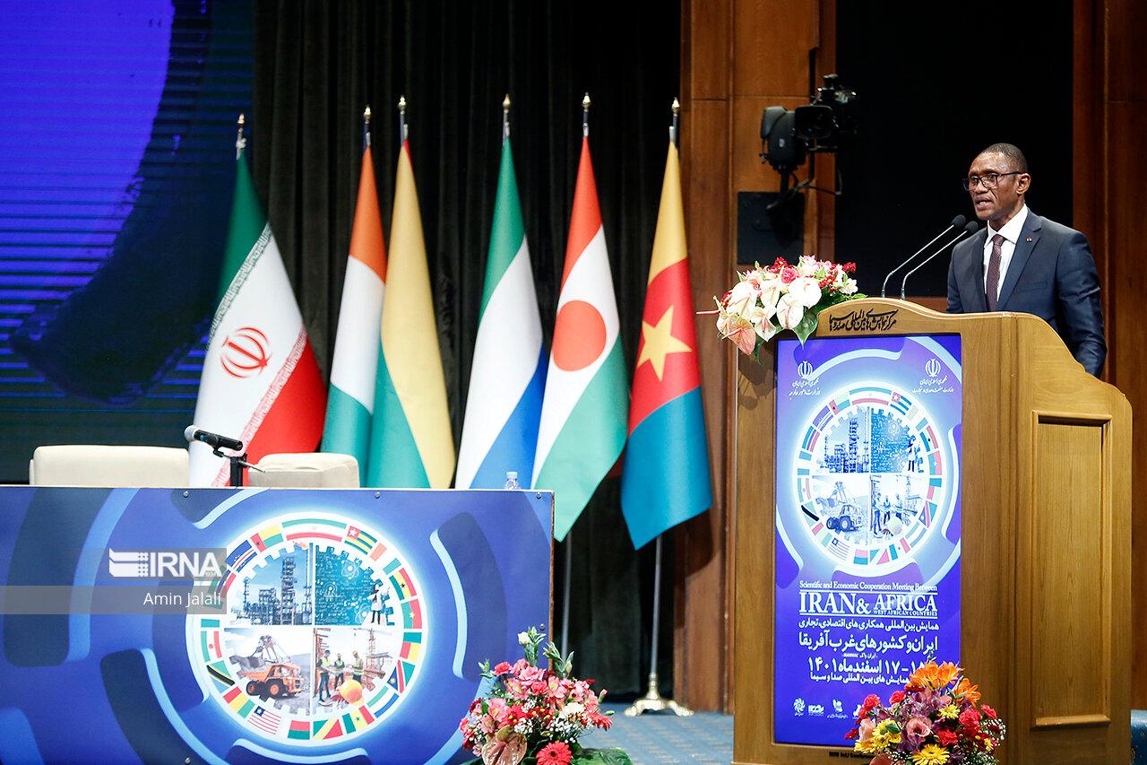 Sommet de coopération scientifique et économique entre l'Iran et les pays d'Afrique de l'Ouest