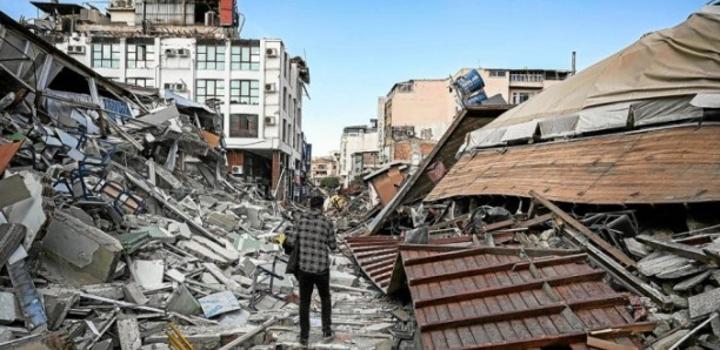 Turquie: les dégâts matériels du séisme Turquie: les dégâts matériels du séisme