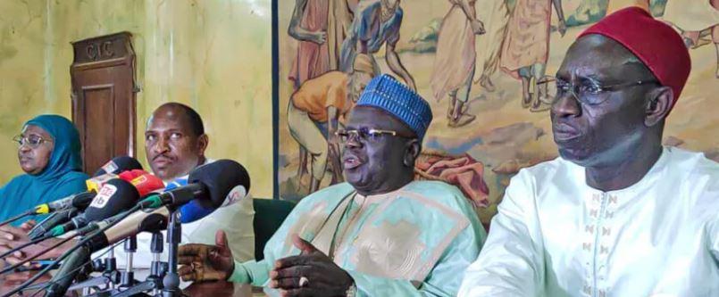 SENEGAL-COMMERCE / Dispute at the Union of Chambers of Commerce: Thiès sides with ''legality'' and ''right'' (SG) SENEGAL-COMMERCE / Dispute at the Union of Chambers of Commerce: Thiès sides with ''legality'' and ''right'' (SG)