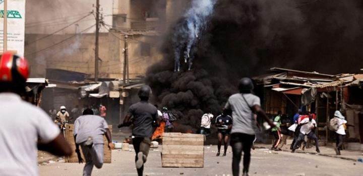 Kolda : Échauffourées entre jeunes et policiers avant l’arrivée de Ousmane Sonko