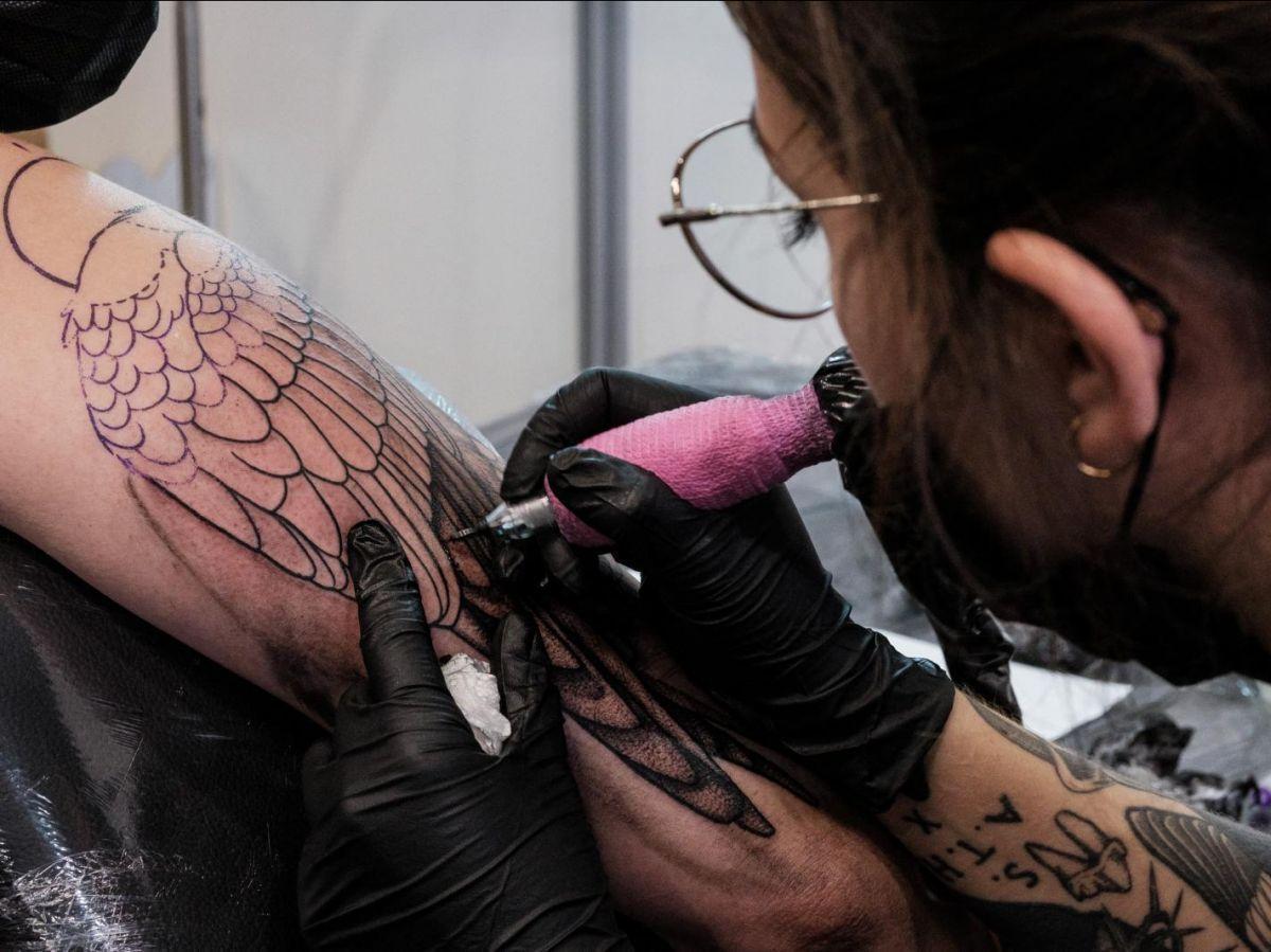 Tatouage : des effets bénéfiques ou néfastes sur le système immunitaire ? Tatouage : des effets bénéfiques ou néfastes sur le système immunitaire ?