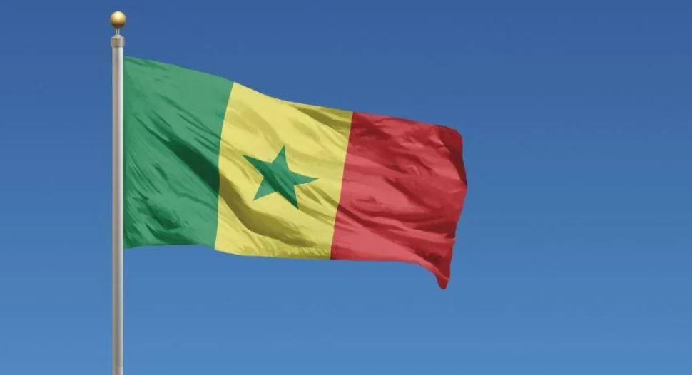 prêt de 1,85 milliard de dollars octroyé par l’UE et le FMI prêt de 1,85 milliard de dollars octroyé par l’UE et le FMI