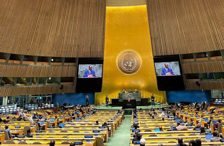 Au monde, Macky Sall promet une élection présidentielle libre et transparente en 2024