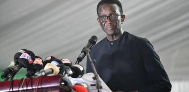 AMADOU BÂ VISITE LE MARCHÉ AUX POISSONS DE THIÈS : Un projet de 2 milliards F CFA achevé à 95 % livré en fin décembre AMADOU BÂ VISITE LE MARCHÉ AUX POISSONS DE THIÈS : Un projet de 2 milliards F CFA achevé à 95 % livré en fin décembre