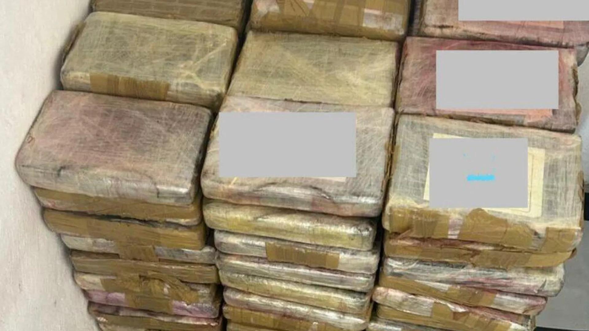 108,7 kilogrammes de cocaïne pure saisis dans le sud du pays, un record pour la région 108,7 kilogrammes de cocaïne pure saisis dans le sud du pays, un record pour la région