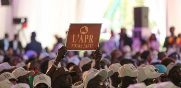 Communiqué de l'APR : Appel à la paix et à la vigilance face aux défis économiques et sociaux du Sénégal Communiqué de l'APR : Appel à la paix et à la vigilance face aux défis économiques et sociaux du Sénégal
