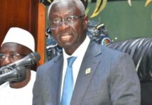 Vives tensions à l’Assemblée nationale : Amadou Mame Diop en colère, les FDS dans l’hémicycle, la séance suspendue Vives tensions à l'Assemblée nationale : Amadou Mame Diop en colère, les FDS dans l'hémicycle, la séance suspendue