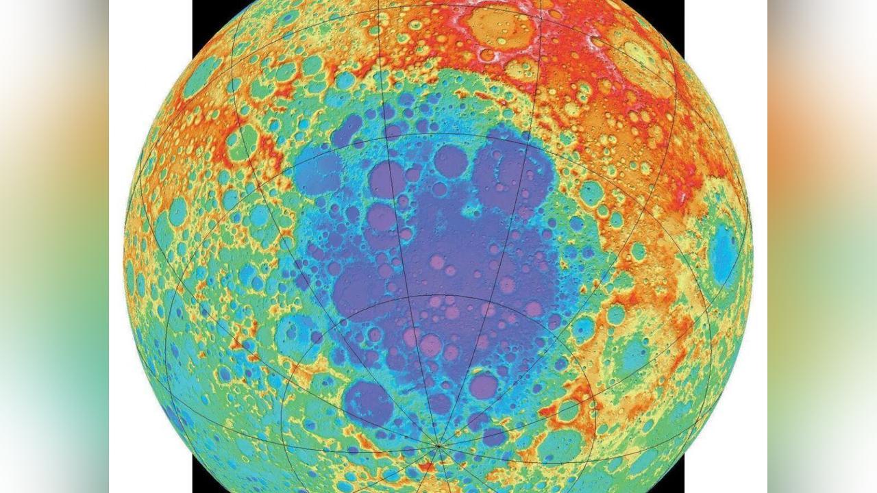 La face cachée de la Lune sort de l’ombre La face cachée de la Lune sort de l’ombre