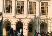 Mairie Dakar : Des conseillers municipaux interdits d’accès Mairie Dakar : Des conseillers municipaux interdits d’accès