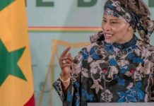 Aissata Tall Sall s’emporte: » Si vous abrogez la loi d’amnistie, faites face aux conséquences « Aissata Tall Sall s'emporte: " Si vous abrogez la loi d’amnistie, faites face aux conséquences "