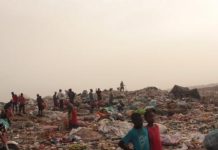 Mbeubeuss: Sommés de Quitter les Lieux, les Récupérateurs Réclament L’aménagement de leur Nouveau Site de Recasement Mbeubeuss: Sommés de Quitter les Lieux, les Récupérateurs Réclament L'aménagement de leur Nouveau Site de Recasement