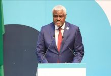 Moussa Faki Mahamat Dénonce L’Appel ‘’Par Certains’’ à la ‘’déportation Systématique’’ des Palestiniens Moussa Faki Mahamat Dénonce L'Appel ‘’Par Certains’’ à la ‘’déportation Systématique’’ des Palestiniens
