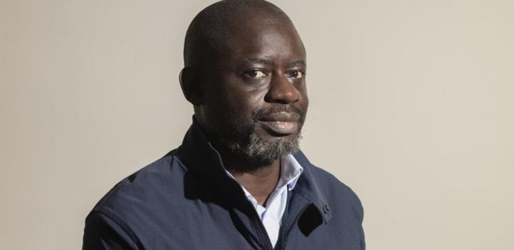 État des Finances Publiques : « C’Est Très Inquiétant, mais ce N’Est pas une Fatalité » (Felwine Sarr) État des Finances Publiques : « C’Est Très Inquiétant, mais ce N’Est pas une Fatalité » (Felwine Sarr)