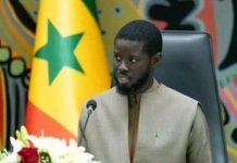 Dialogue Social : la CSA Signe le Pacte de Stabilité Sociale «Sous Réserve » Dialogue Social : la CSA Signe le Pacte de Stabilité Sociale «Sous Réserve »