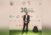 Sommet Mondial des Primatologues: Ahamada Représente Sénégal Sommet Mondial des Primatologues: Ahamada Représente Sénégal