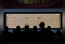 Suaire de Turin: Supercherie Connue depuis le Moyen ÂGe Suaire de Turin: Supercherie Connue depuis le Moyen ÂGe