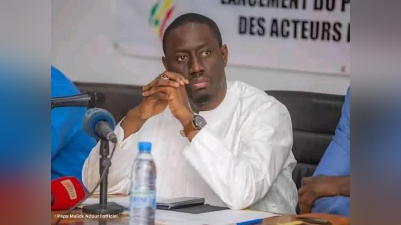 Pape M. Ndour N’A Jamais Prôné le Combat Armes Pape M. Ndour N’A Jamais Prôné le Combat Armes