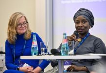 Taux D’Emprunt Quatre Fois Supérieurs À la Discrimination Taux D'Emprunt Quatre Fois Supérieurs À la Discrimination