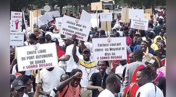 Mobilisation pour Défendre Démocratie et État de Droit Mobilisation pour Défendre Démocratie et État de Droit