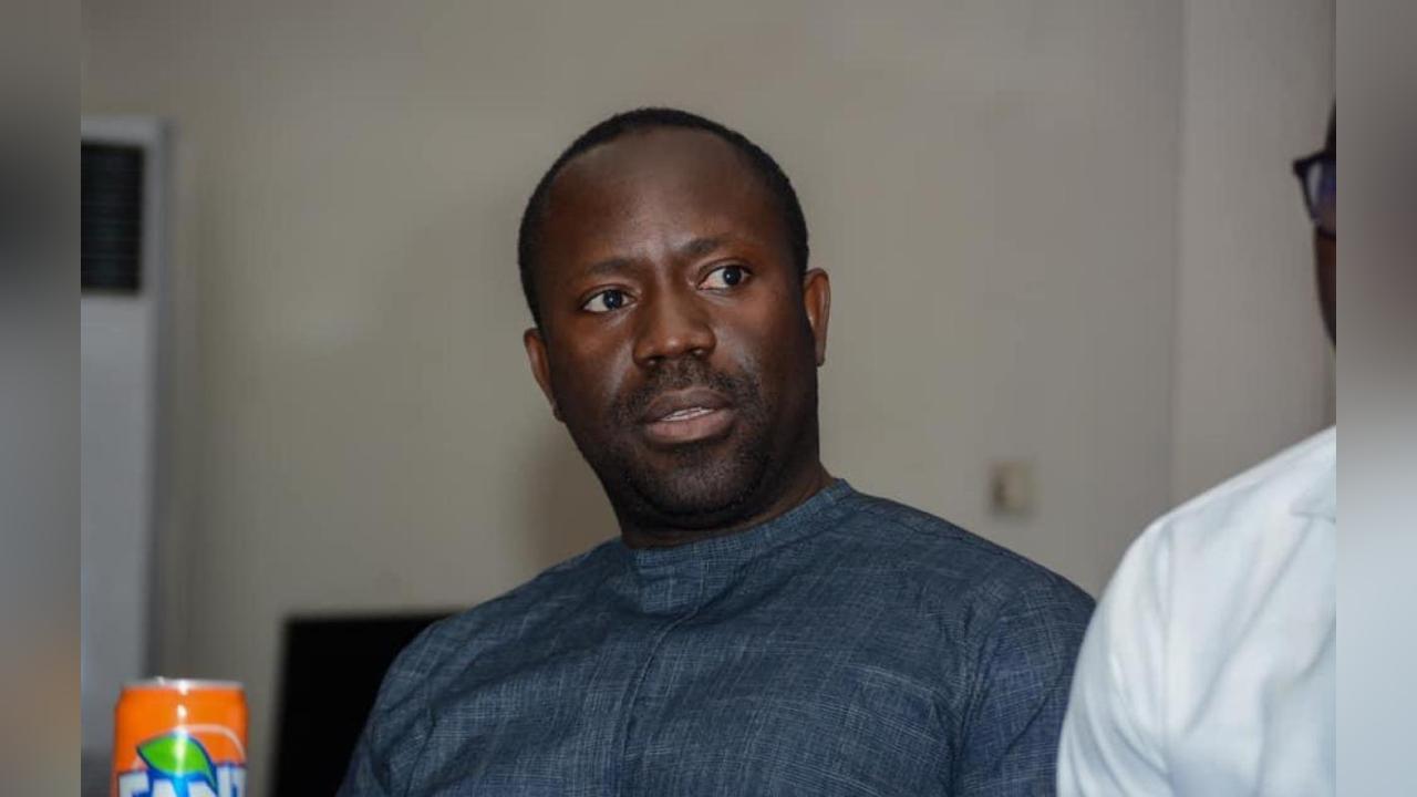 PAPE MADA NDOUR: PAPE MADA NDOUR: