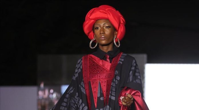 Défilé D’Ouverture de la Semaine de la Mode à Dakar Défilé D'Ouverture de la Semaine de la Mode à Dakar